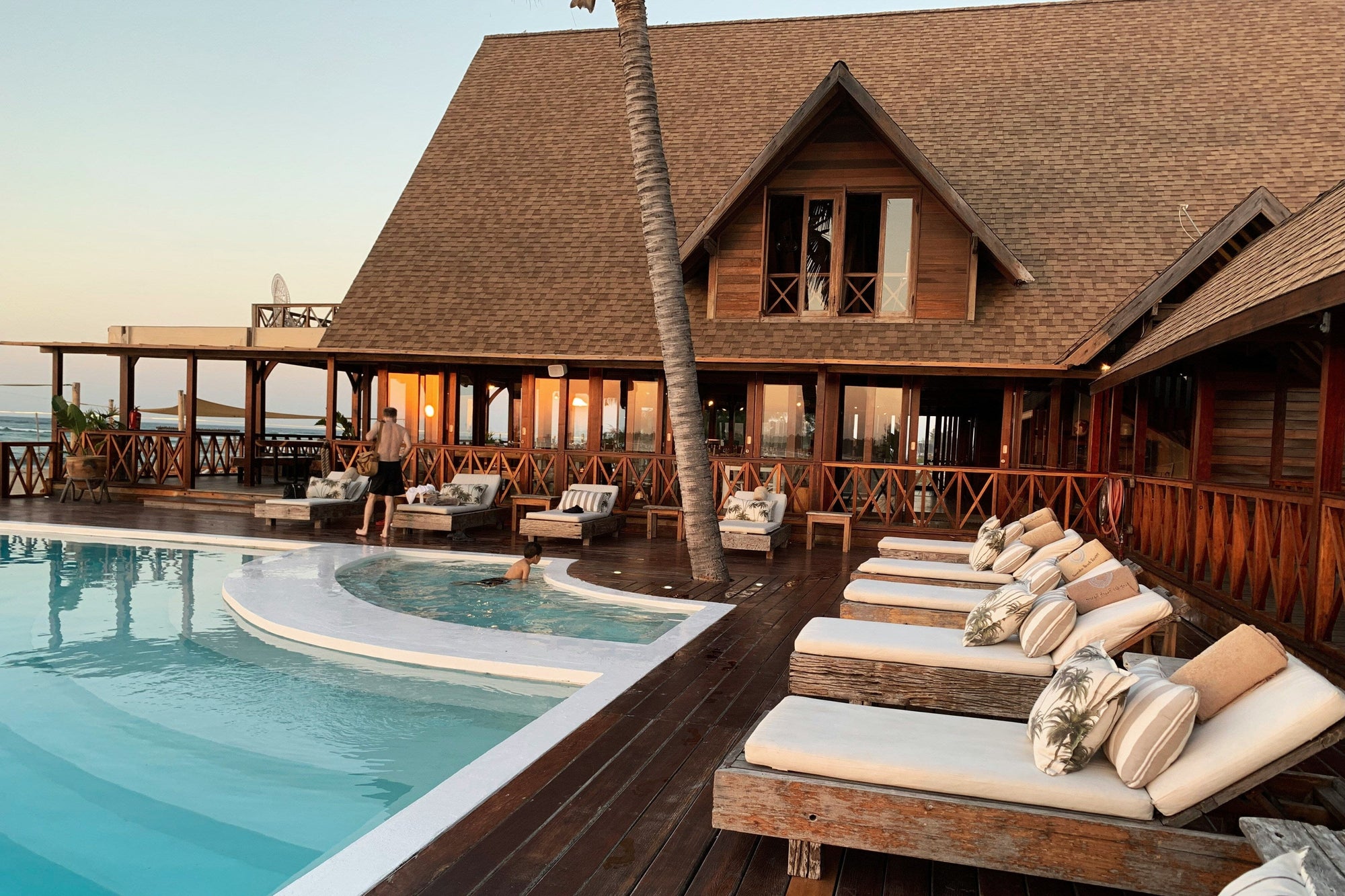 Where Can You Buy Sustainable Hotel Slippers?